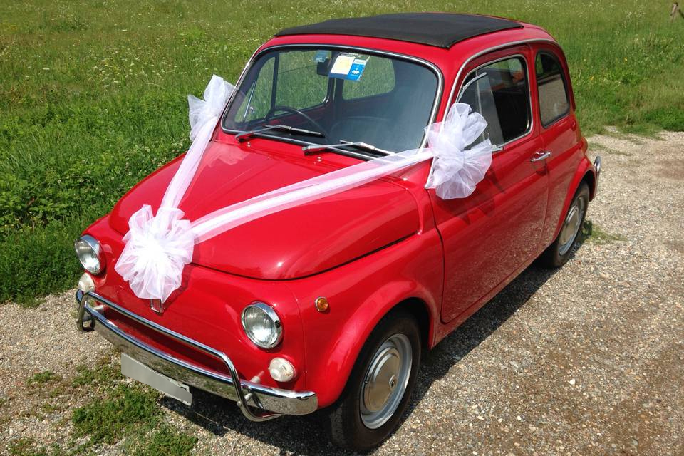 The most unique cars for an unforgettable wedding in Italy.